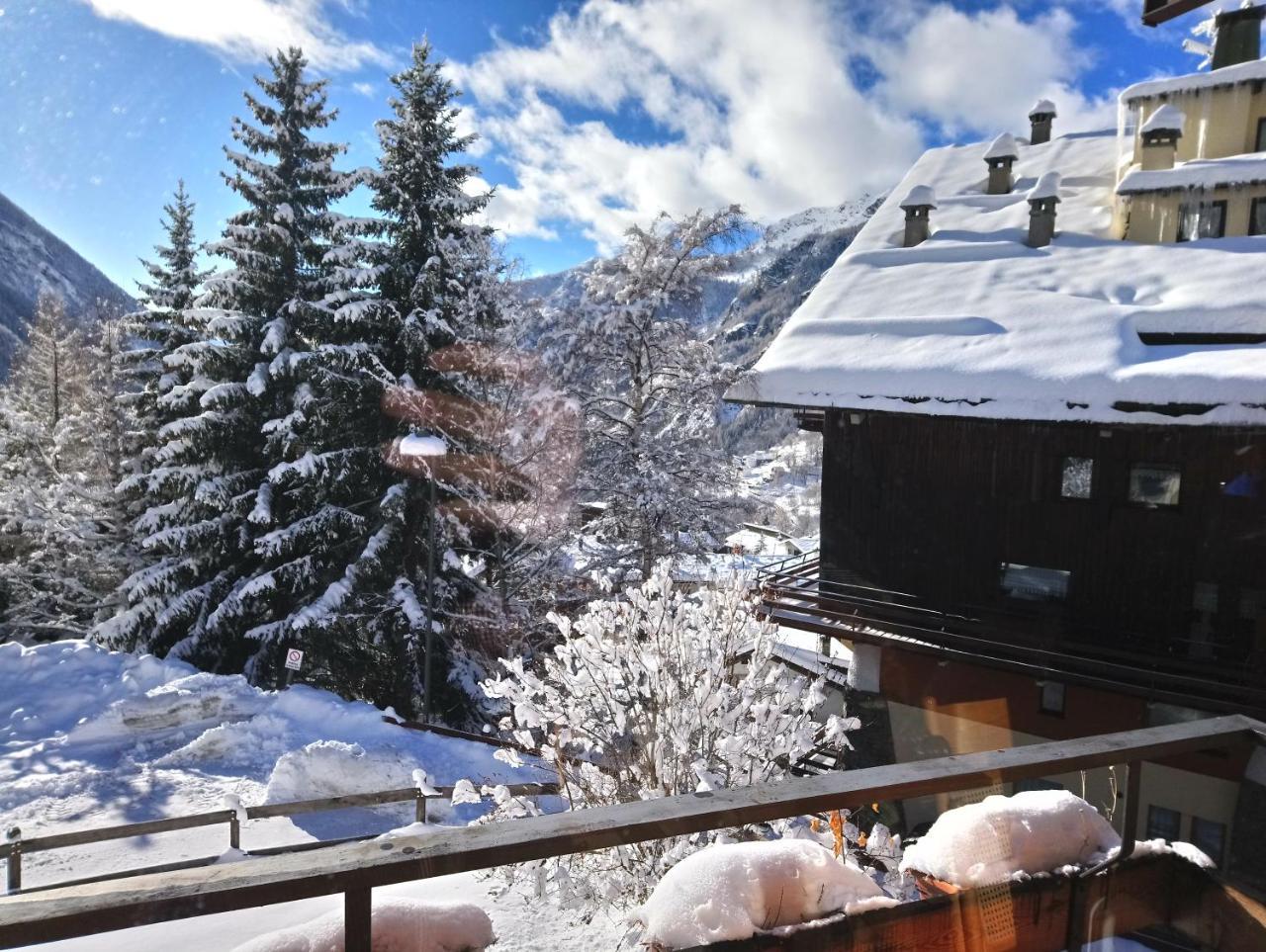 Appartement Cervinia-Valt Sport & Relax House à Valtournenche Extérieur photo